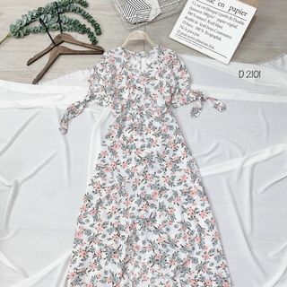 Đầm hoa đắp chéo tay cột nơ