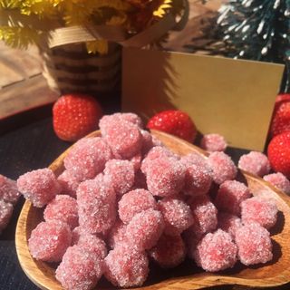 Mứt dâu tây Đà Lạt (hũ 500g)