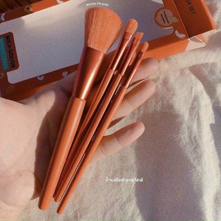 Bộ cọ trang điểm MILA COLOR 4 cây