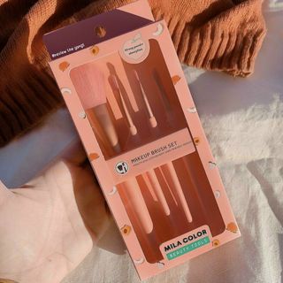 Bộ cọ trang điểm MILA COLOR 4 cây