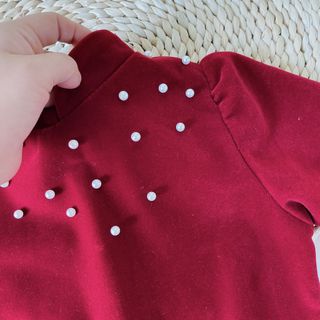 Áo dài tết chất liệu nhung cho bé