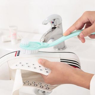 Bàn chải vệ sinh giày và chà gót chân chuyên dụng