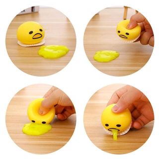 Đồ Chơi Trứng Gà Biến Thái