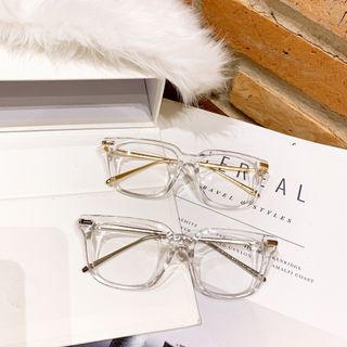 Mắt kính giả cận kim loại