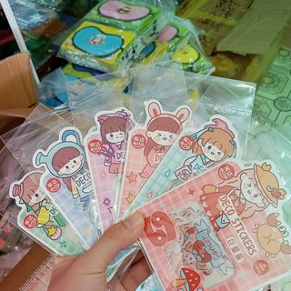 STICKER BÉ GÁI