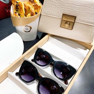 Mắt kính thời trang mắt mèo