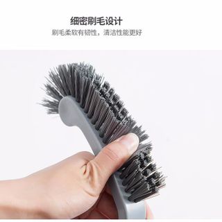 BÀN CHẢI VỆ SINH BẰNG NHỰA HÌNH BÁN NGUYỆT