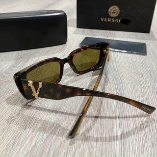 Mắt kính thời trang độc đẹp lạ