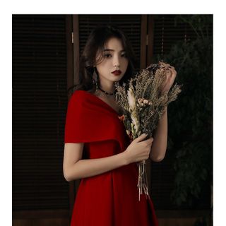 ĐẦM XOÈ ĐỎ TRỄ VAI XẾP LI - DT1416