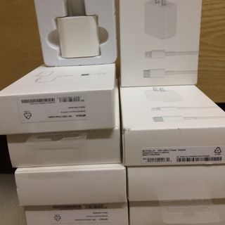 Củ sạc nhanh 20w và dây cáp type c- lightning