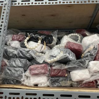 Túi silicon chuỗi ngọc mini