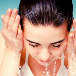 SỮA RỬA MẶT SẠCH SÂU VÀ NGỪA MỤN DEMEJINE FOAMING CLEANSER