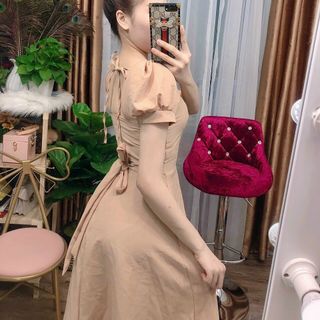 Đầm xoè tay phồng