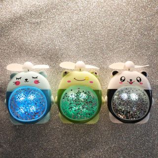 Quạt mini để bàn, quạt cầm tay hình thú có đèn led nhũ kiêm tuyến