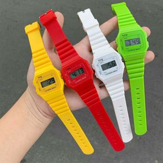 Đồng hồ điện tử cho người lớn hoặc trẻ em đều được. Rất dễ phối đồ. Giá sỉ 25k siêu rẻ