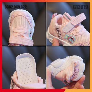 Giày Sneaker Trẻ Em Lưới Thoáng Khí Quai Dán Thao Tác Nhanh Đế Mềm Họa Tiết Đáng Yêu Ngộ Nghĩnh Size 28-31 - G12019