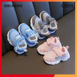 Giày Sneaker Trẻ Em Lưới Thoáng Khí Quai Dán Thao Tác Nhanh Đế Mềm Họa Tiết Đáng Yêu Ngộ Nghĩnh Size 28-31 - G12019