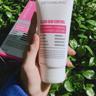 Sữa rửa mặt Detox BlanC