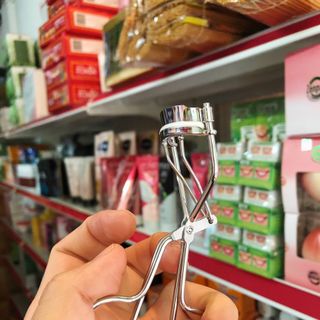 Bấm mi Mira Aroma Eyelash Curler Hàn Quốc