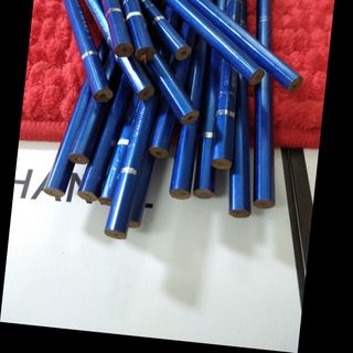 Bút chì chuốc. Mua 10 bút tặng 2 đồ chuốc.Mua 100 bút chì tặng 30 chuốc