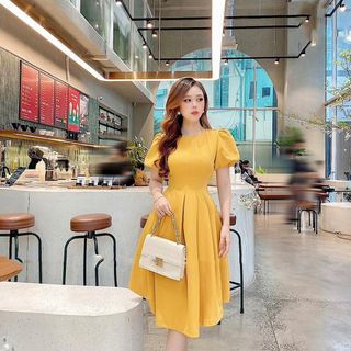 ĐẦM XOÈ VÀNG XẾP LI TAY PHỒNG - DT1447
