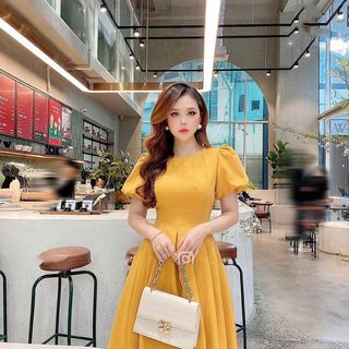 ĐẦM XOÈ VÀNG XẾP LI TAY PHỒNG - DT1447