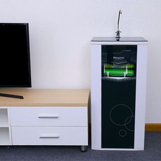 Máy lọc nước RO Kangaroo KG109A VTU với 9 cấp lọc, tạo điện giải cho nước