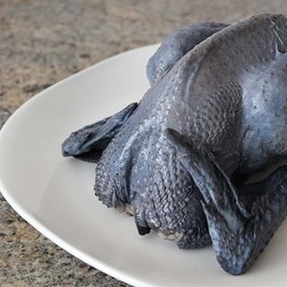 trang trại thịt gà ác nguyên food chuyên cung cấp sĩ thịt gà ác tiềm thuốc bắc trên toàn quốc