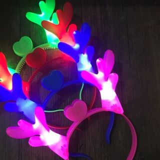 Cài tóc đèn mẫu y hình