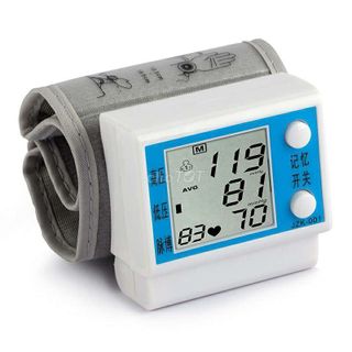 Máy đo huyết áp cổ tay