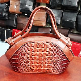 Túi hến vân cá sấu