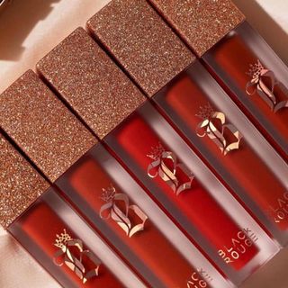 Son Kem Lỳ Black Rouge Ver 7