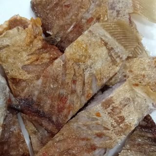 CÁ THÁT LÁT RÚT XƯƠNG