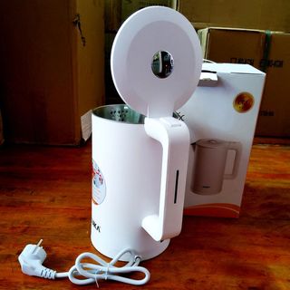 Ấm siêu tốc 2 lớp Fujika FJ-ST26 dung tích 1.7L, lòng ấm inox 304 nguyên khối