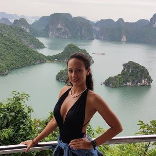 SỈ BIKINI - BIKINI MỘT MẢNH MÀU ĐEN