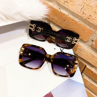 Kính thời trang nữ form vuông siêu đẹp