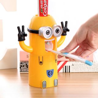 Dụng Cụ Nặn Kem Đánh Răng Hình Minions