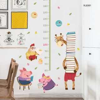 Decal Dán Tường Đo Chiều Cao Hươu Và Heo