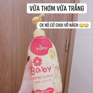 SỮA TẮM WHIPPING CREAM BABY TOFU ĐẬU HỦ GIÚP LÀM MỊN DA , DƯỠNG TRẮNG DA