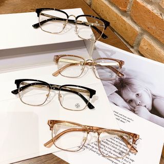 Kính giả cận thời trang form vuông