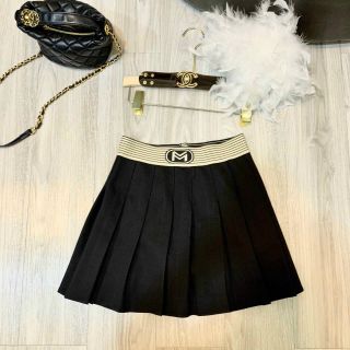 Váy xếp ly hàng QC