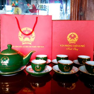 Bộ ấm chén/ấm trà Bát Tràng in logo cao cấp