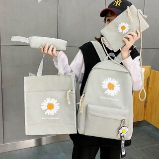 Bộ 4 món ba lo túi xách đủ mẫu 4 món chỉ 125k