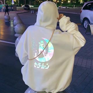 Áo hoodie in phản quang thuỷ thủ mặt trăng