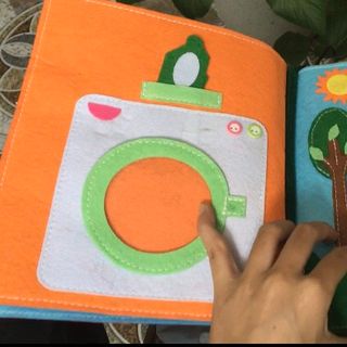 SÁCH VẢI HOÀN THIỆN: HÌNH KHỐI, GIỜ GIẤC, SỐ ĐẾM