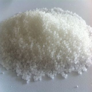 Phân bón Urea hạt trong