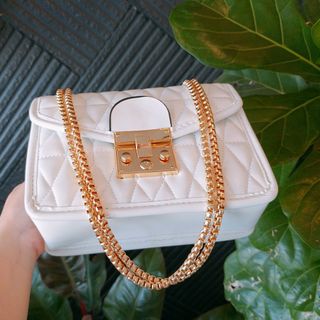 TÚI ĐEO HOTTREND 2021 2 MÀU TRẮNG ĐEN CỤC HOT