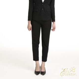 Combo vest + chân váy tặng kèm áo thun lót 100% cotton.