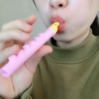 Kèn nhựa thổi nghe rất hay