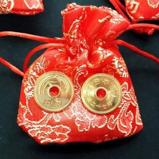 Đồng Xu 5 Yên Nhật Kèm Túi ( như hình)